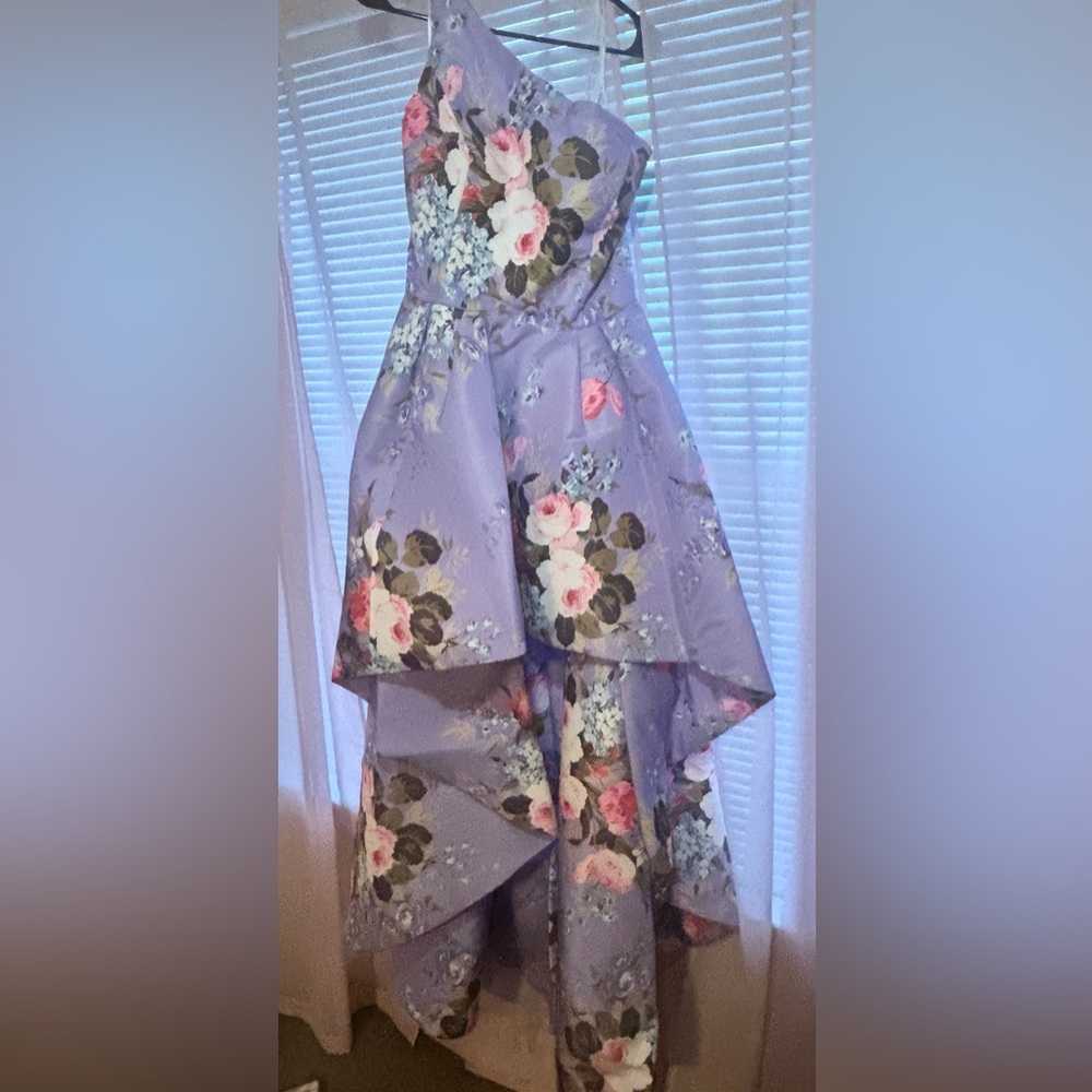 Meet your Posher, Veronica